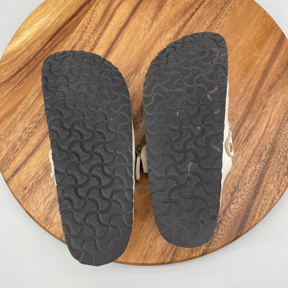 Sandals_&_Flip_Flops